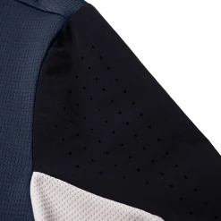 Shirt Defend